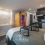 Au Mans - Sauna, Jacuzzi & Parking Prive * Le Mans